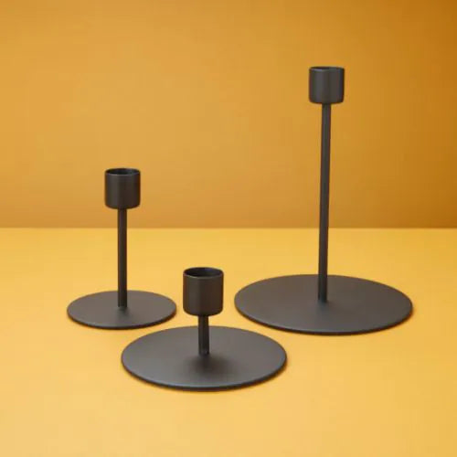 Trio de bougeoirs de différente taille