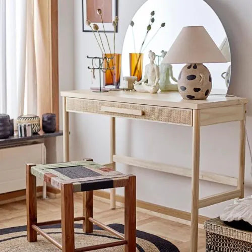 Table avec présentoir à bijoux en métal noir